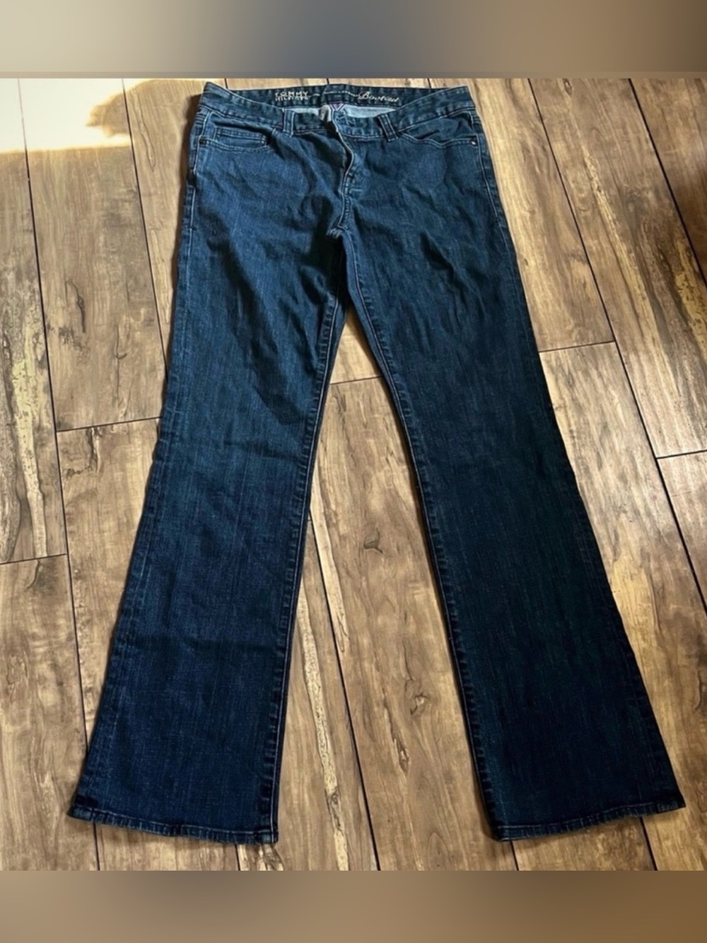 Tommy Hilfiger Dark Wash Modern Boot Cut Jeans in Size 6